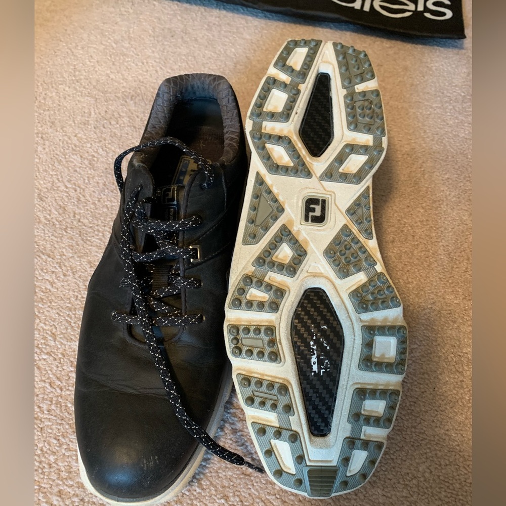 Footjoy golf shoes